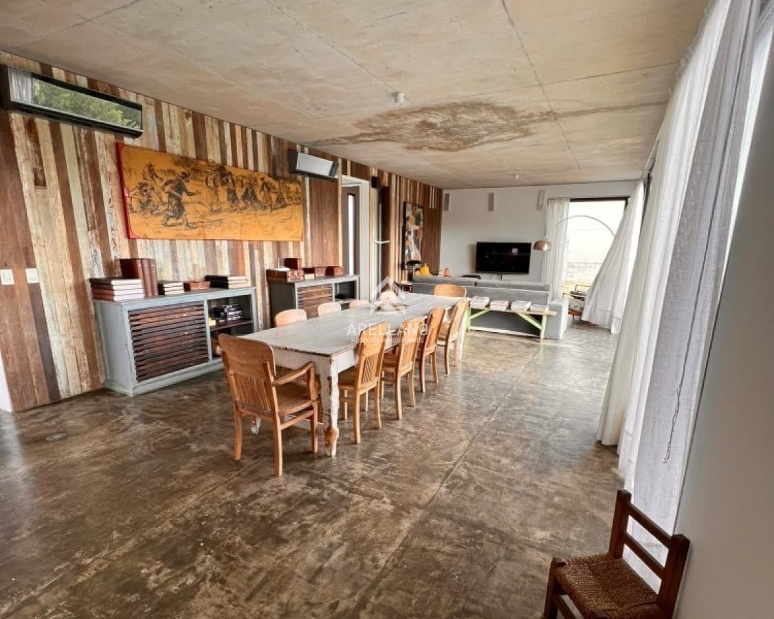 Casa ID.5325 - Venta y alquiler temporario de maravillosa casa a pasos del Mar con 5 dormitorios en suite, Punta Piedras, Manantiales