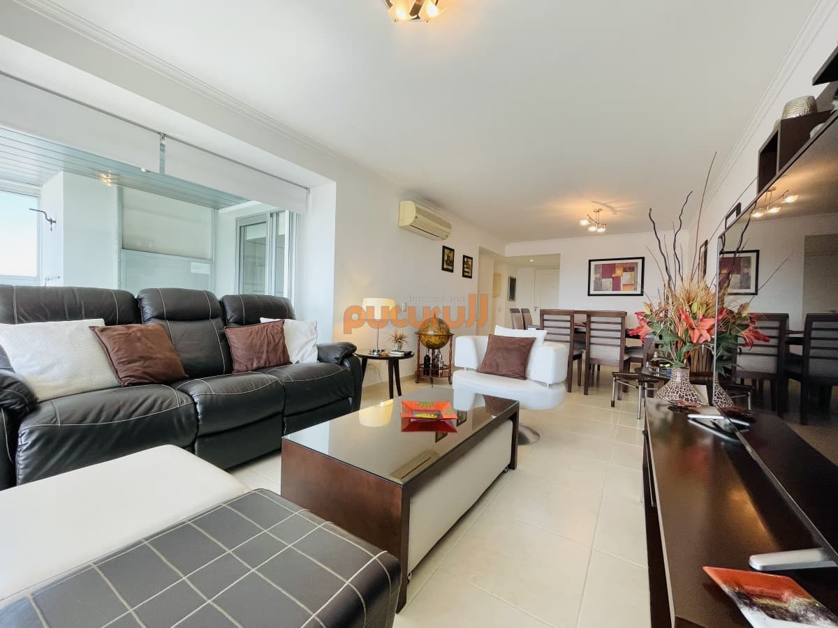 Apartamento de 2 Dormitorios y Parrillero a Pocos Metros de Playa Mansa