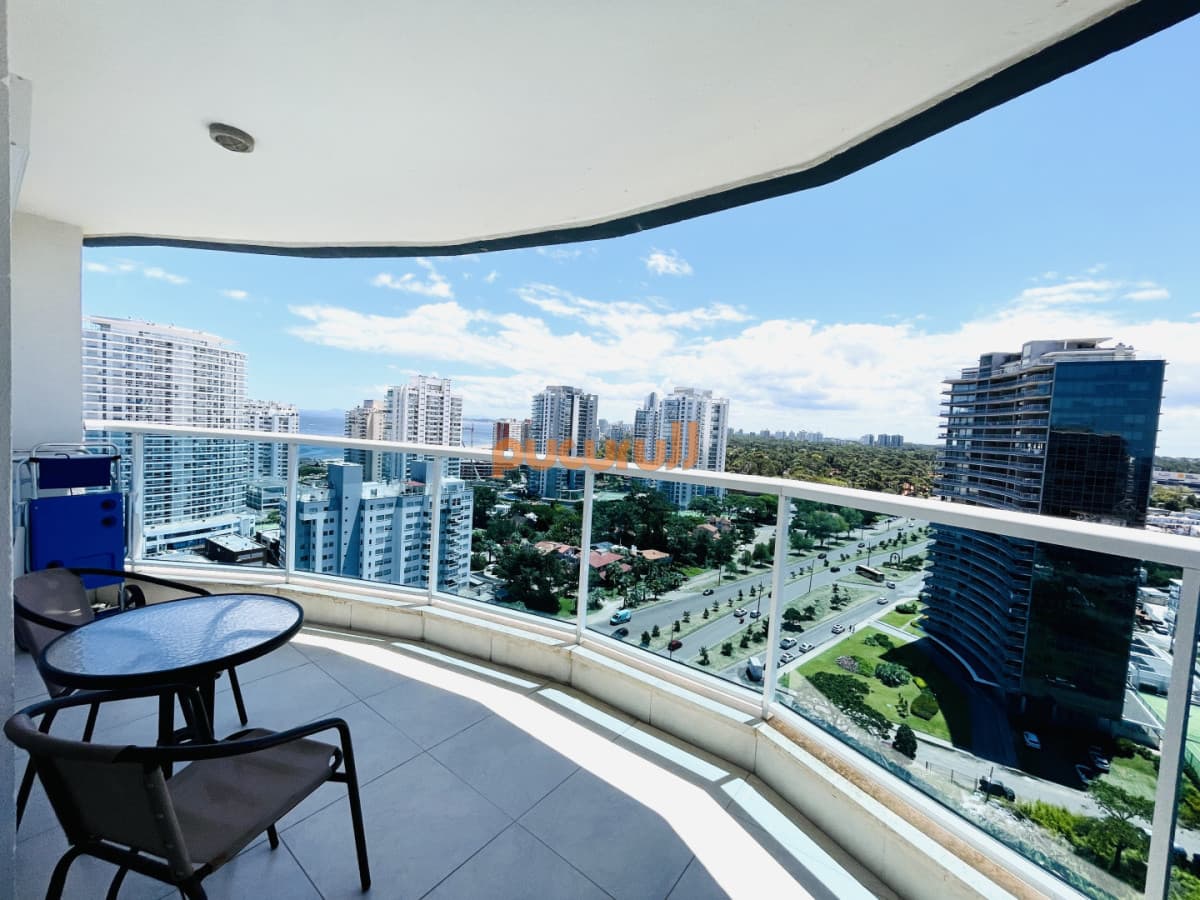 Moderno Apartamento de 2 Dormitorios en Venta, Playa Mansa