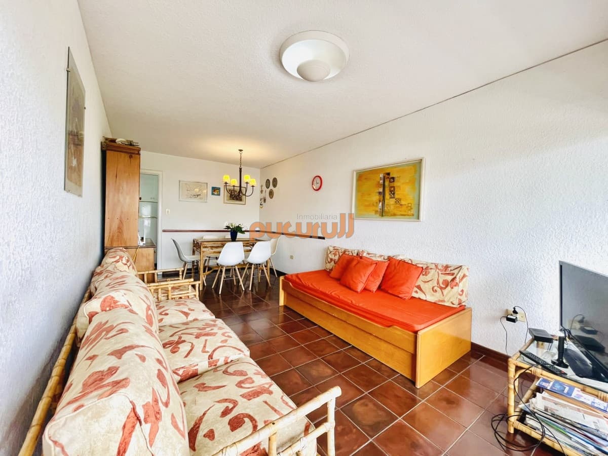 Apartamento de 2 Dormitorios en Aidy Grill a Pocos Metros de Playa Brava - Venta