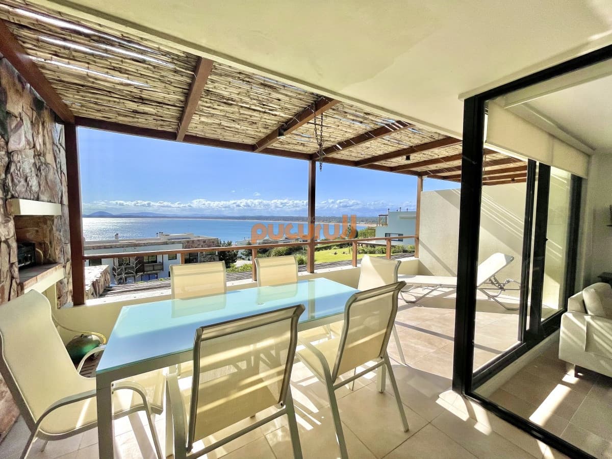 Alquiler temporario de apartamento de dos dormitorios con parrillero, Punta Ballena