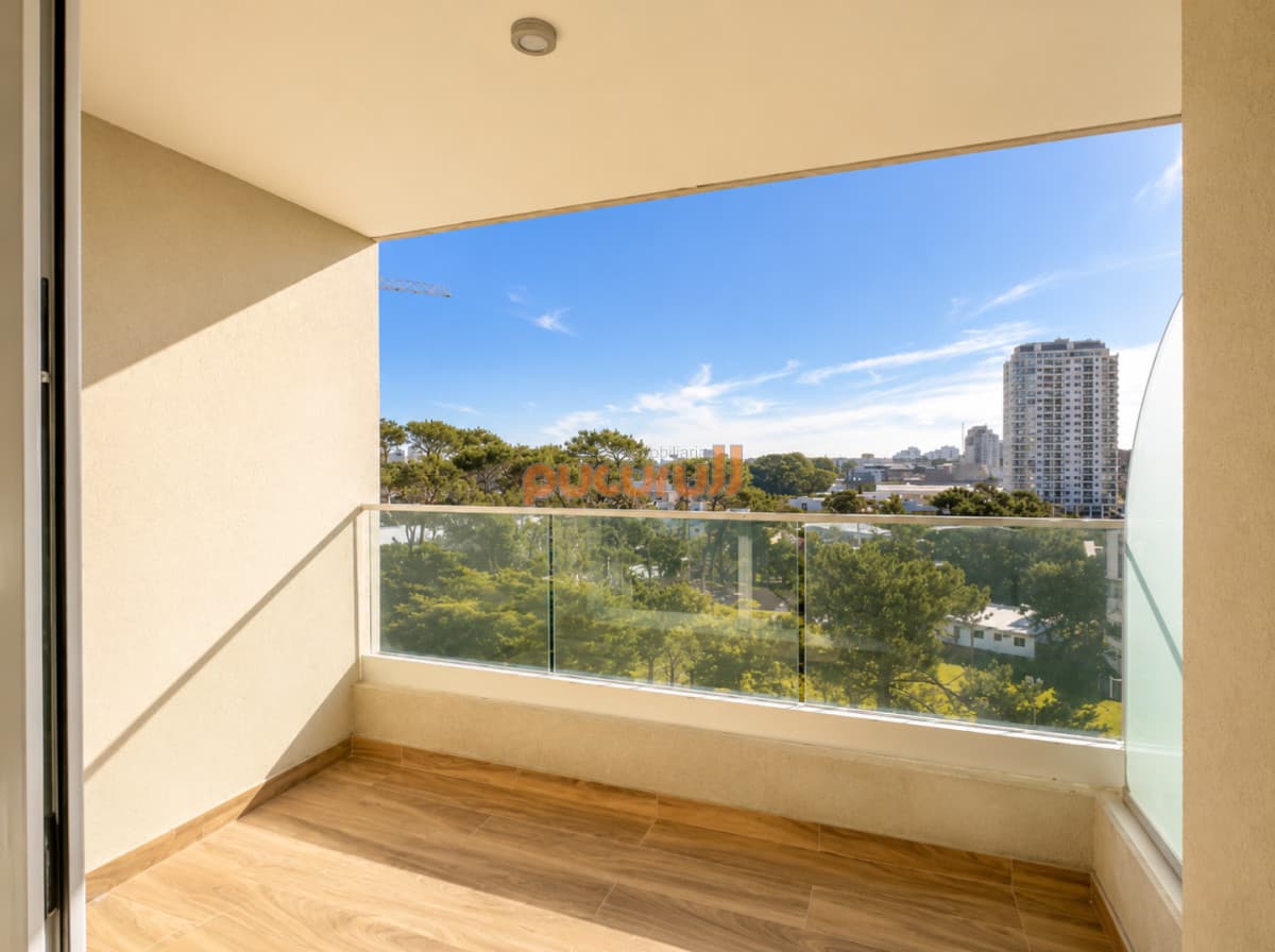 Apartamento a estrenar en Venta, 2 Dormitorios, Playa Brava Punta del Este