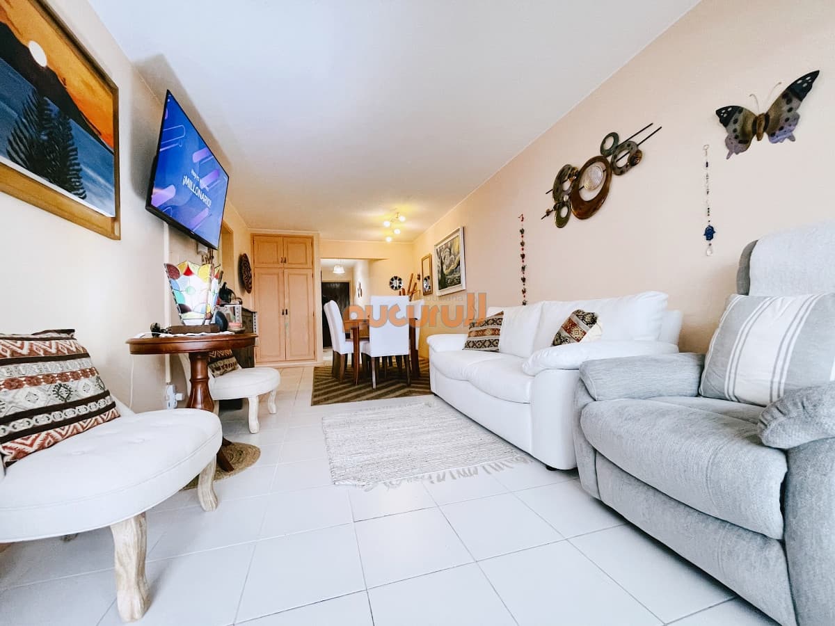 Excelente Apartamento de 2 Dormitorios Frente a Los Dedos, Playa Brava Punta del Este