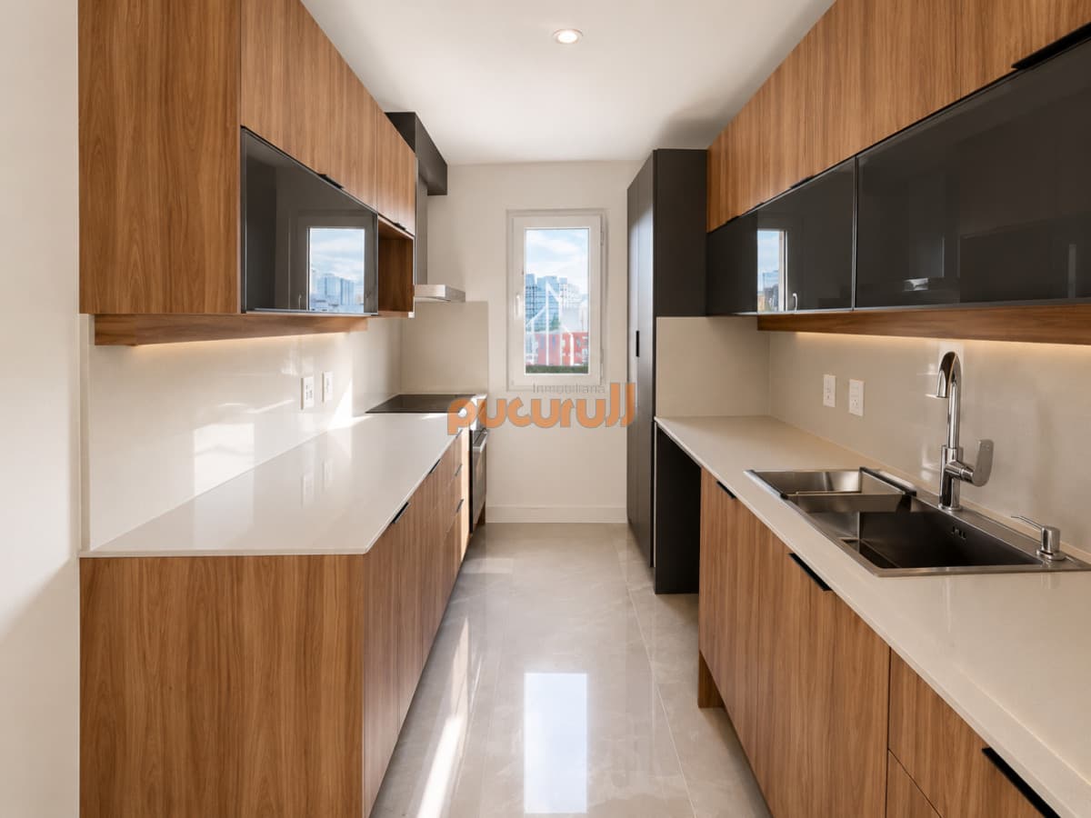Apartamento en Venta de 3 Dormitorios en excelente ubicación, Punta del Este