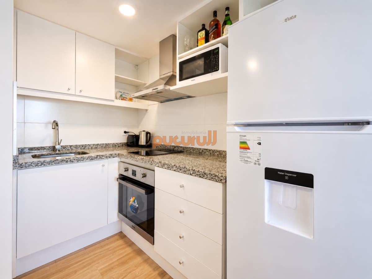 Apartamento de 1 Dormitorio a pasos de playa Brava, Punta del Este