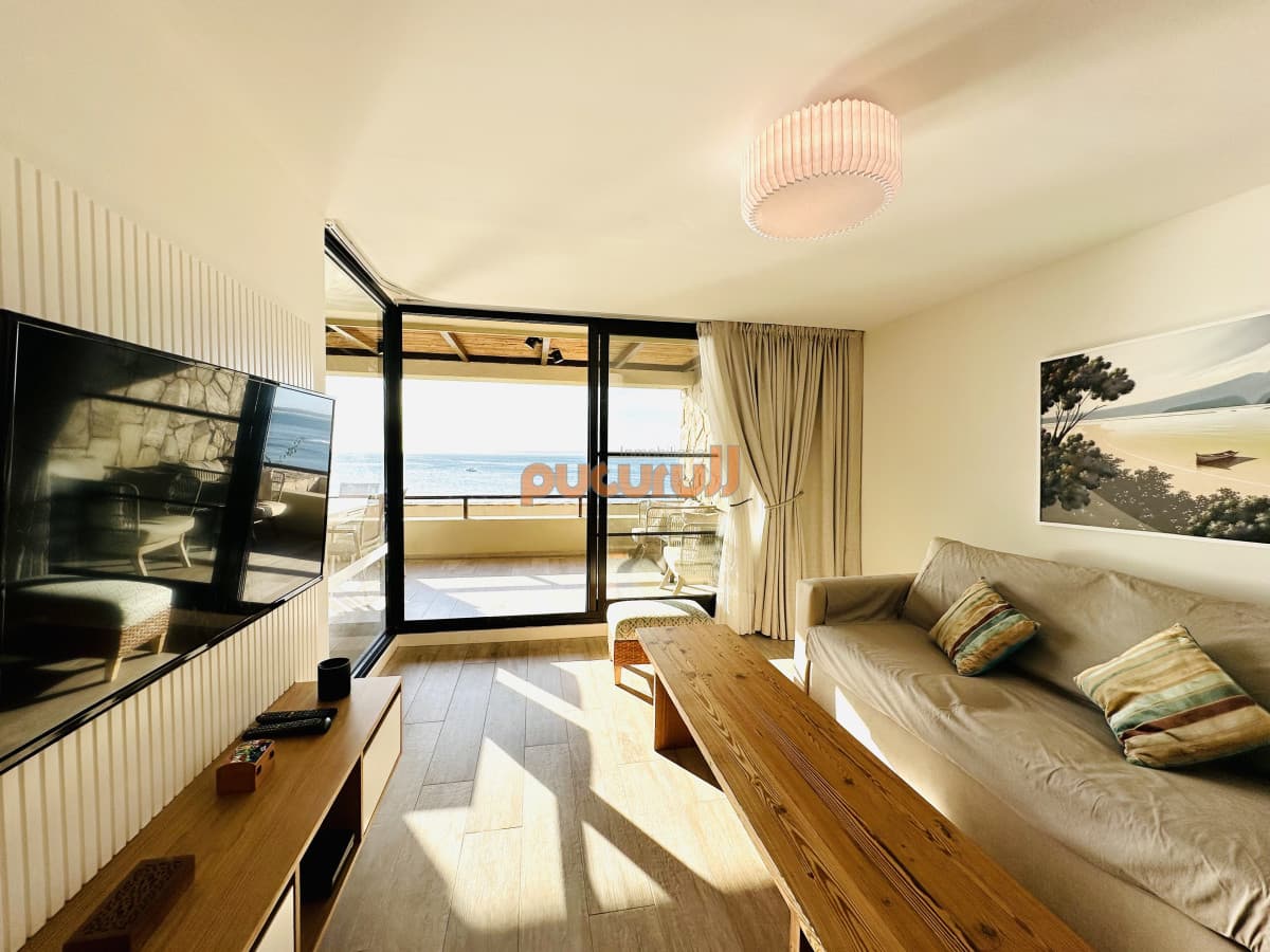 Alquiler temporario de apartamento con la mejor ubicación del complejo, unidad de dos dormitorios con parrillero de uso exclusivo, Punta Ballena