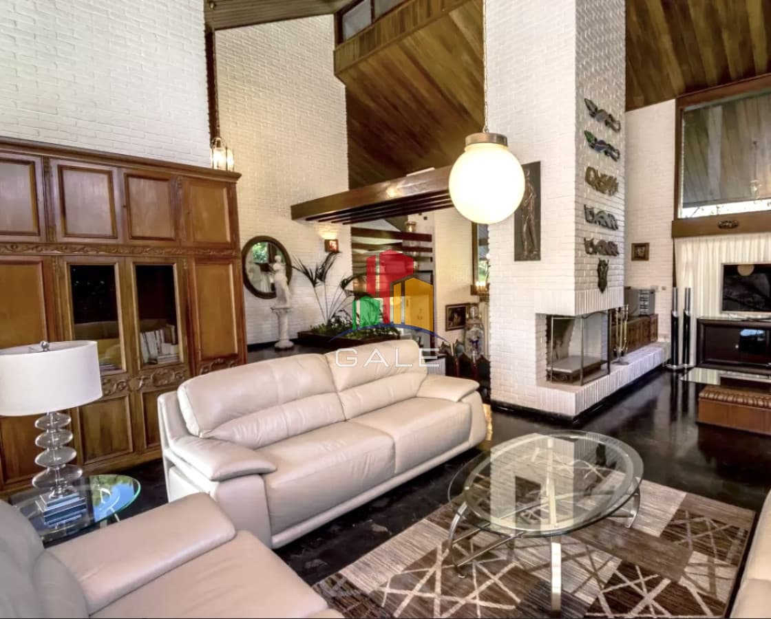 Gale Propiedades & Escribanía Casa ID.3296 - Excelente Casa de 4 Dormitorios en Playa Mansa, Ideal para vivir todo el año