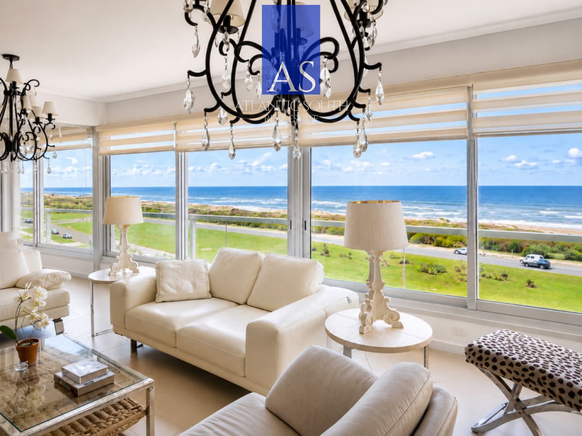 Espectacular apartamento esquinero en Torre Le Parc, Playa Brava, Punta del Este