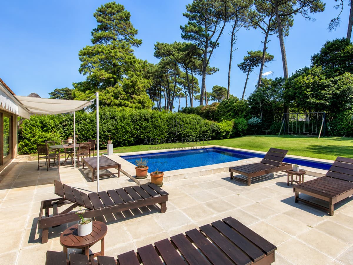 Casa ID.620 - Cómoda Casa de 5 Dormitorios y Piscina Climatizada en Punta del Este