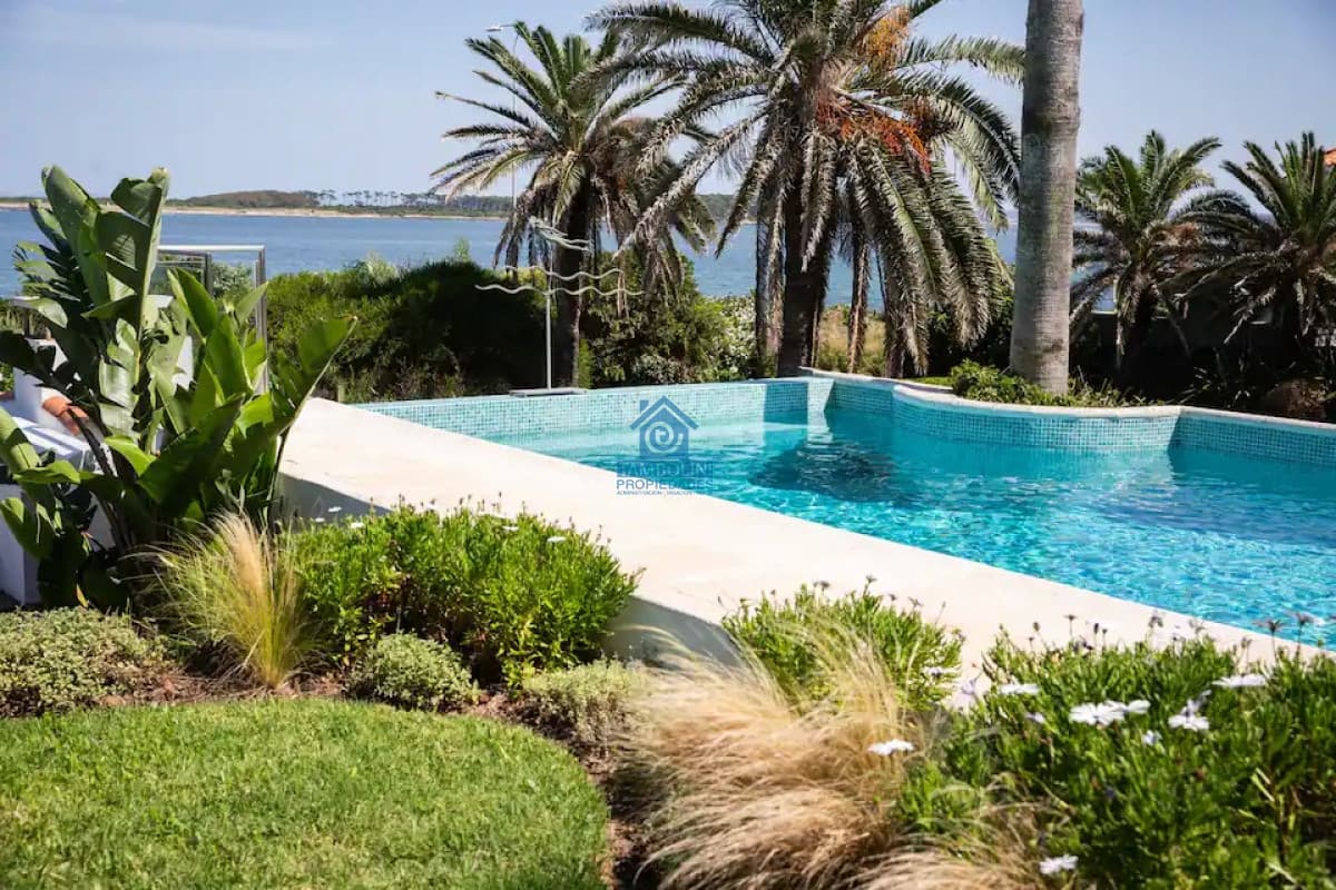 Magnifica casa en alquiler temporal, anual o invernal en casco antiguo de la peninsula de Punta del Este  -