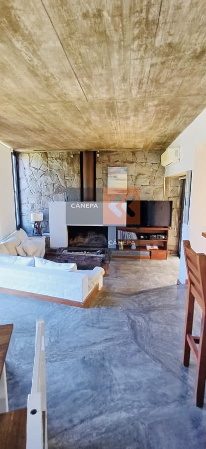 Casa de 3 Dormitorios en Montoya