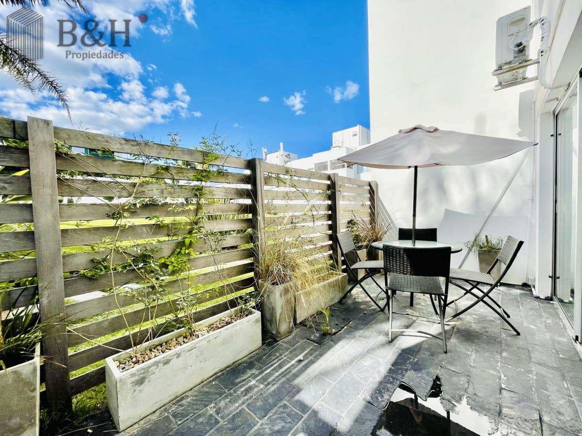 Apartamento de 2 Dormitorios en Montoya, La Barra