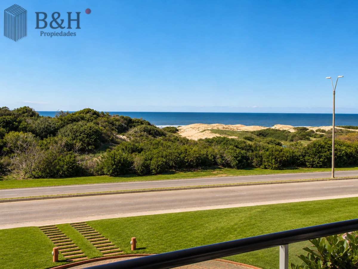 Apartamento Frente al Mar en Brava, 4 Dormitorios