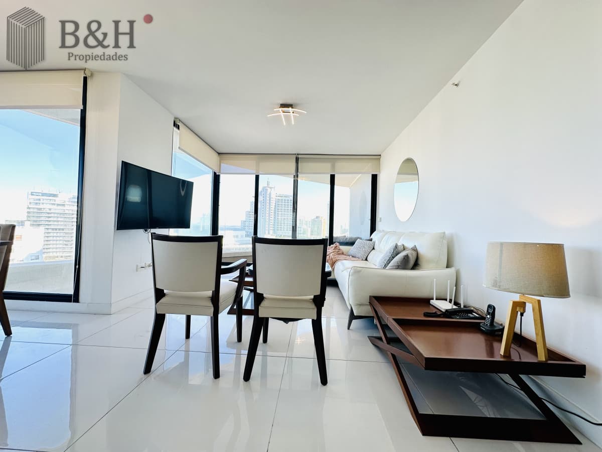 Moderno Apartamento de 3 Dormitorios en Suite, zona Hotel Enjoy, Punta del Este