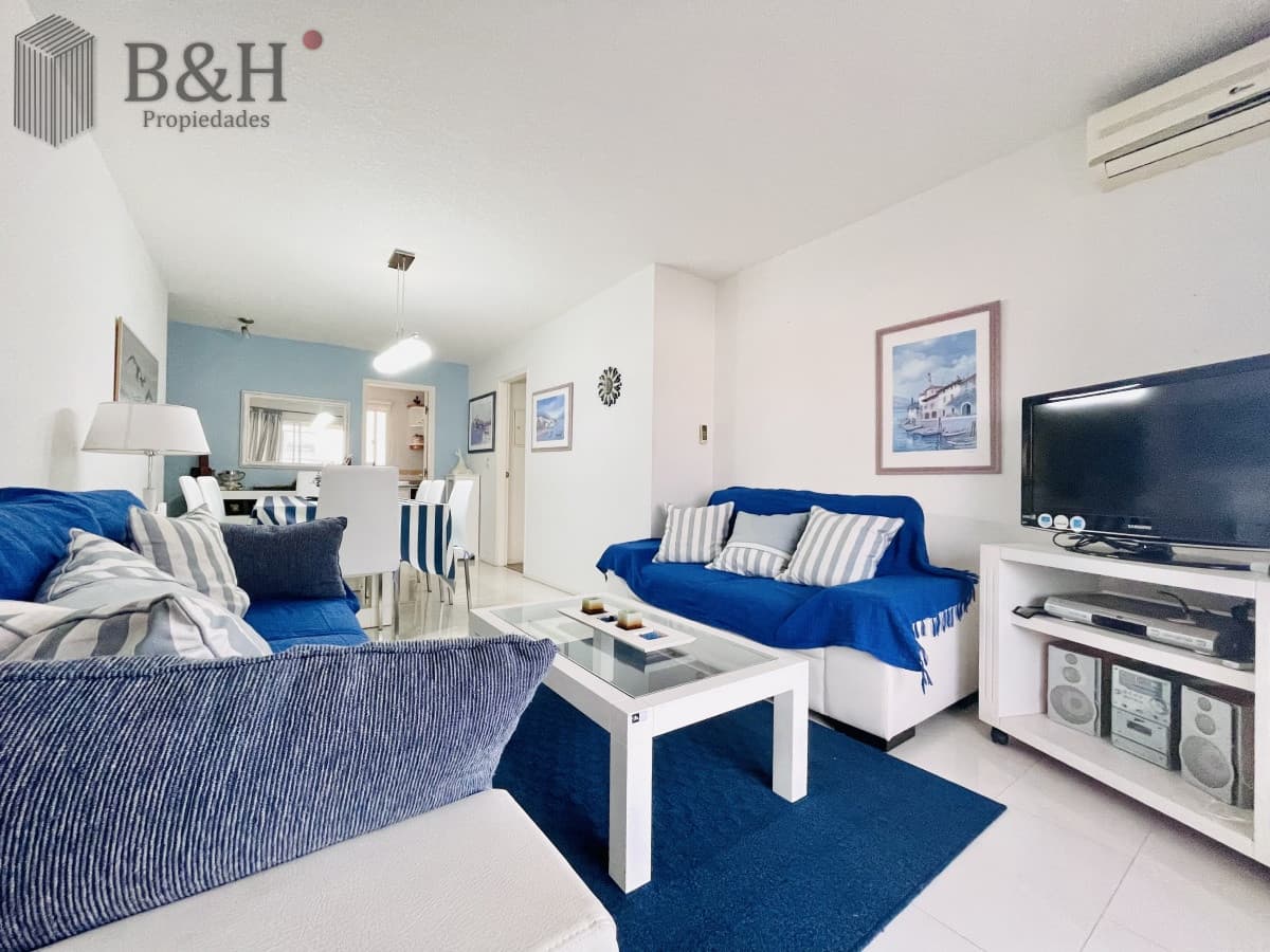 Apartamento de 2 Dormitorios en Península a Pocos Metros de Playa Brava