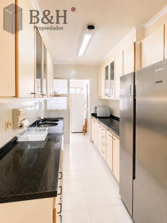 Apartamento en Alquiler, 3 Dormitorios, Primera Línea Playa Brava, Punta del Este