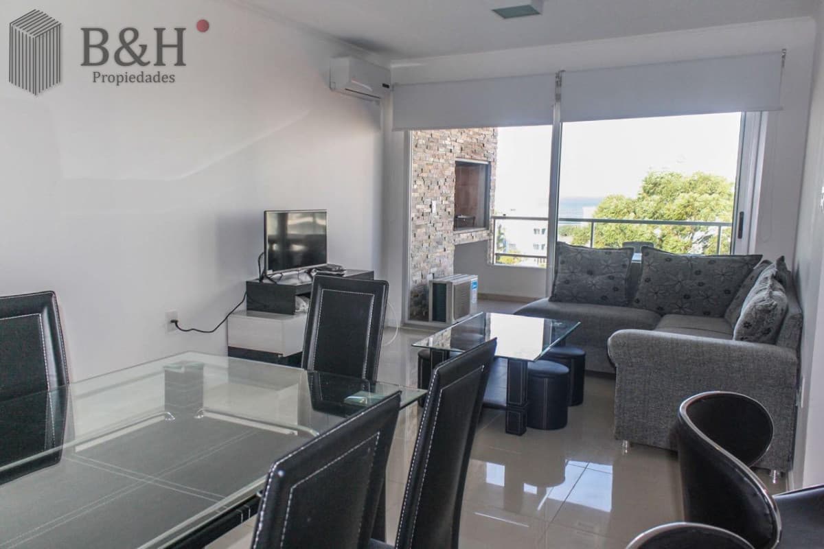 Apartamento de 2 Dormitorios en Playa Brava