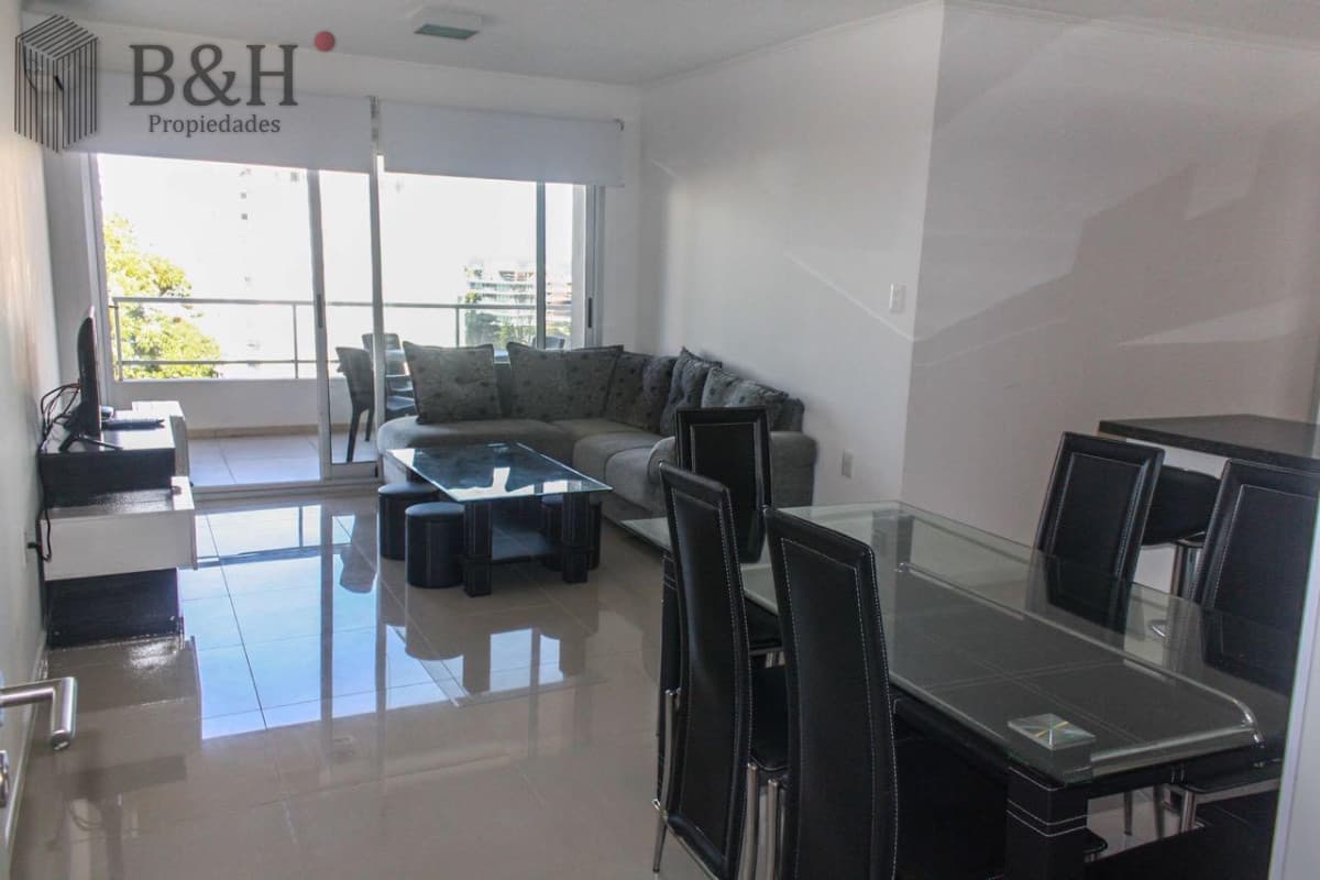 Apartamento de 2 Dormitorios en Playa Brava