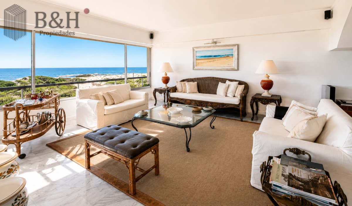 Penthouse frente al mar en Playa Brava, 4 Dormitorios, Barbacoa y Jacuzzi