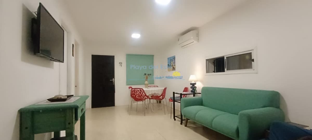 Casa de 3 Dormitorios en El Tesoro, La Barra. Venta y Alquiler Anual - Inmobiliaria Playa del Este