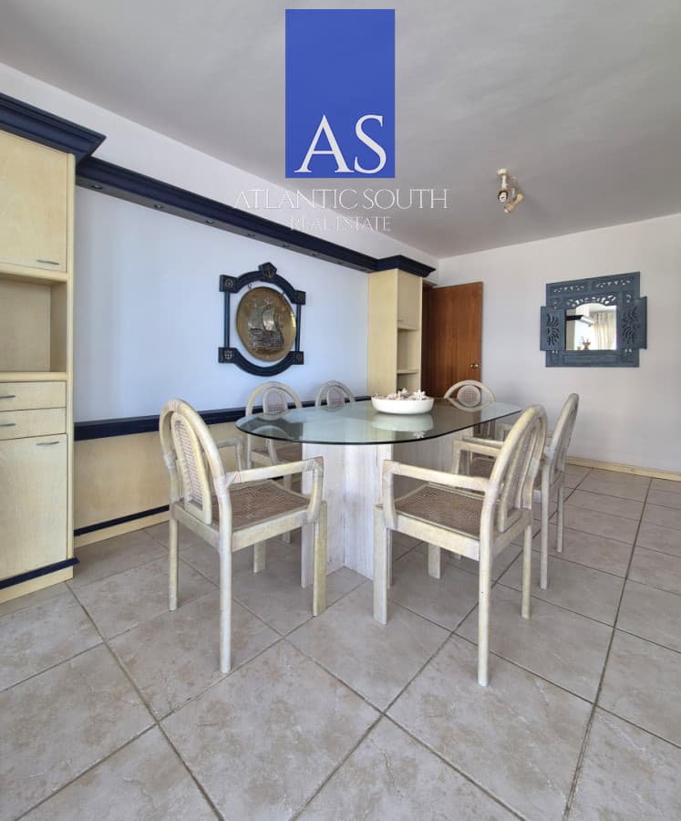Oportunidad 3 dormitorios + servicio y gran terraza con parrillero propio en Playa Brava Punta del Este