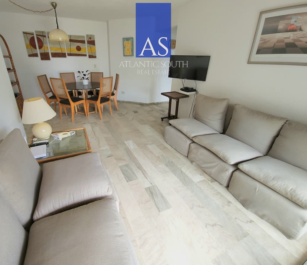 Oportunidad Penthouse 3 dormitorios con parrillero cochera Playa Mansa