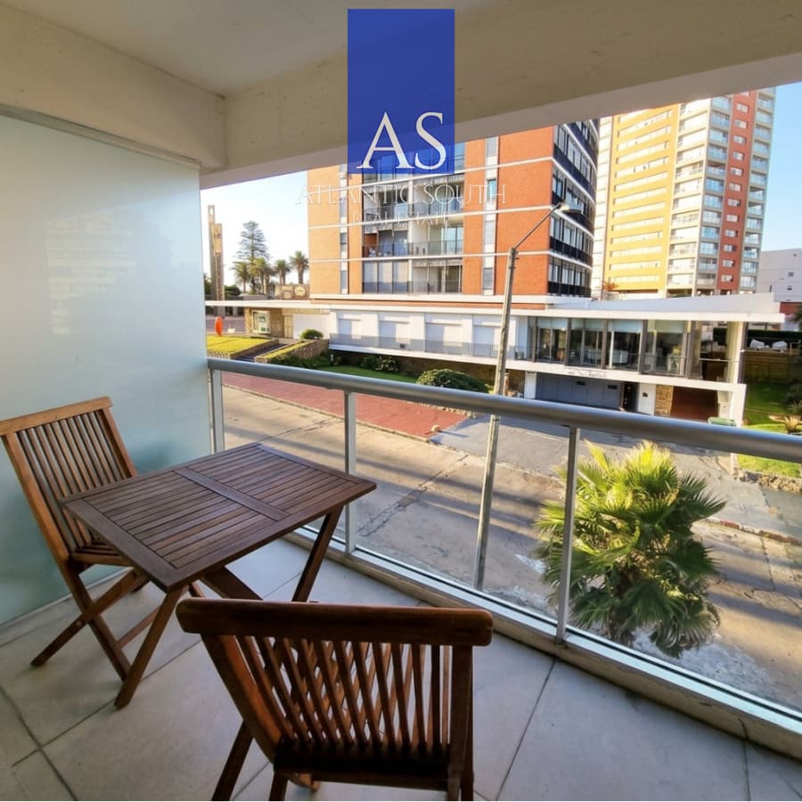 Apartamento 1 dormitorio moderno terraza y garage a metros del mar Península