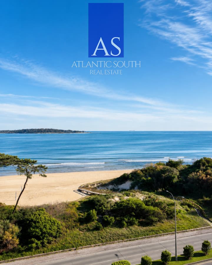 Apartamento de 1 dormitorio con vista al mar y espectaculares atardeceres en Playa Mansa