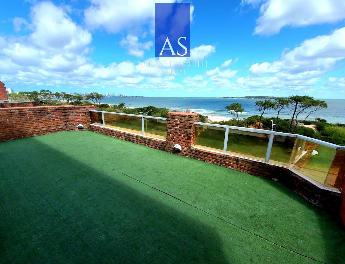 Espectacular Penthouse Oportunidad en Primera Línea de Playa Mansa Punta del Este