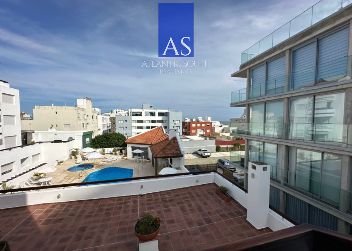 Apartamento de 1 dormitorio con vista al mar en península