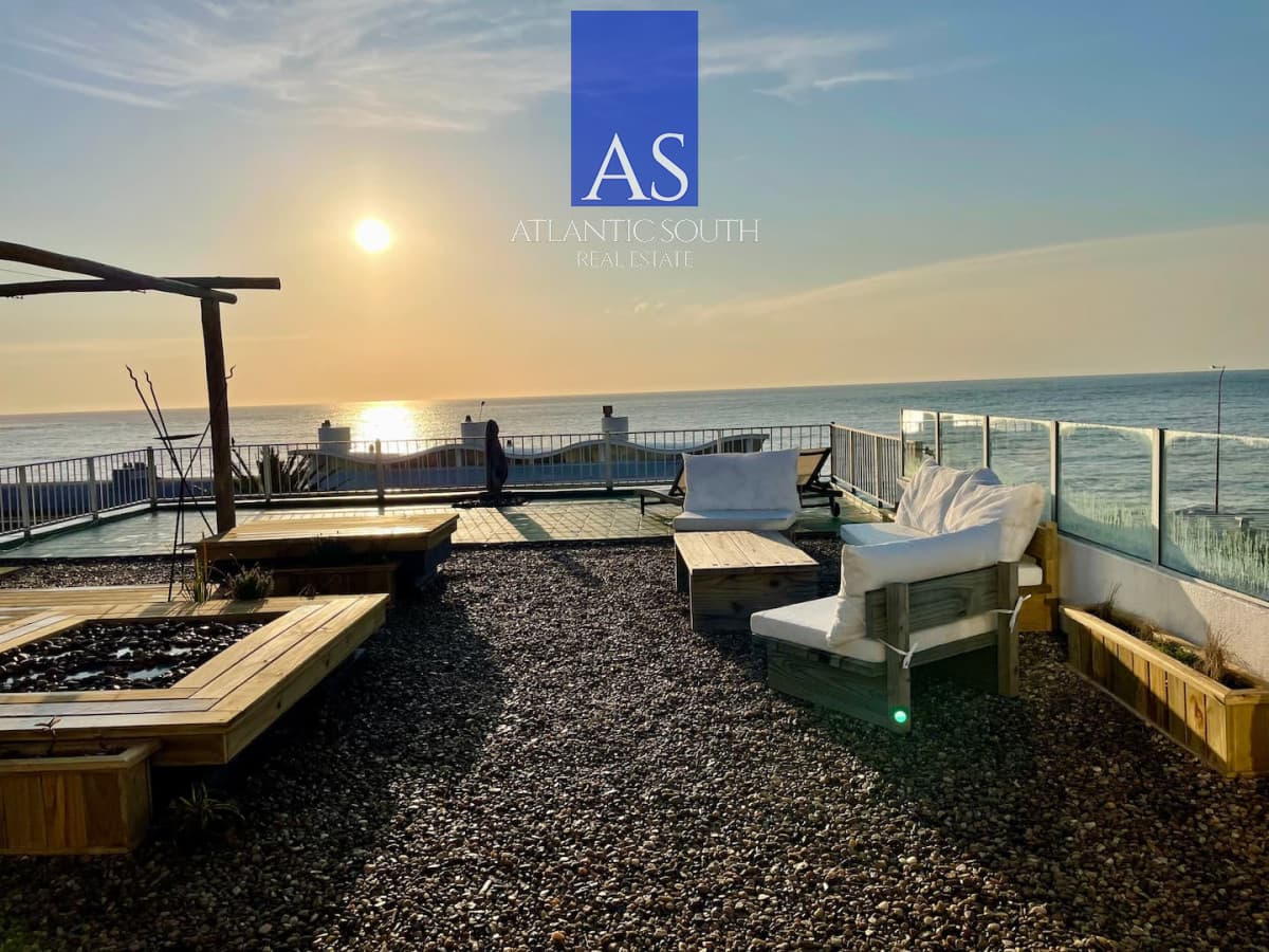 3 dormitorios · Vista al mar · Parrillero propio · Amplios espacios exteriores