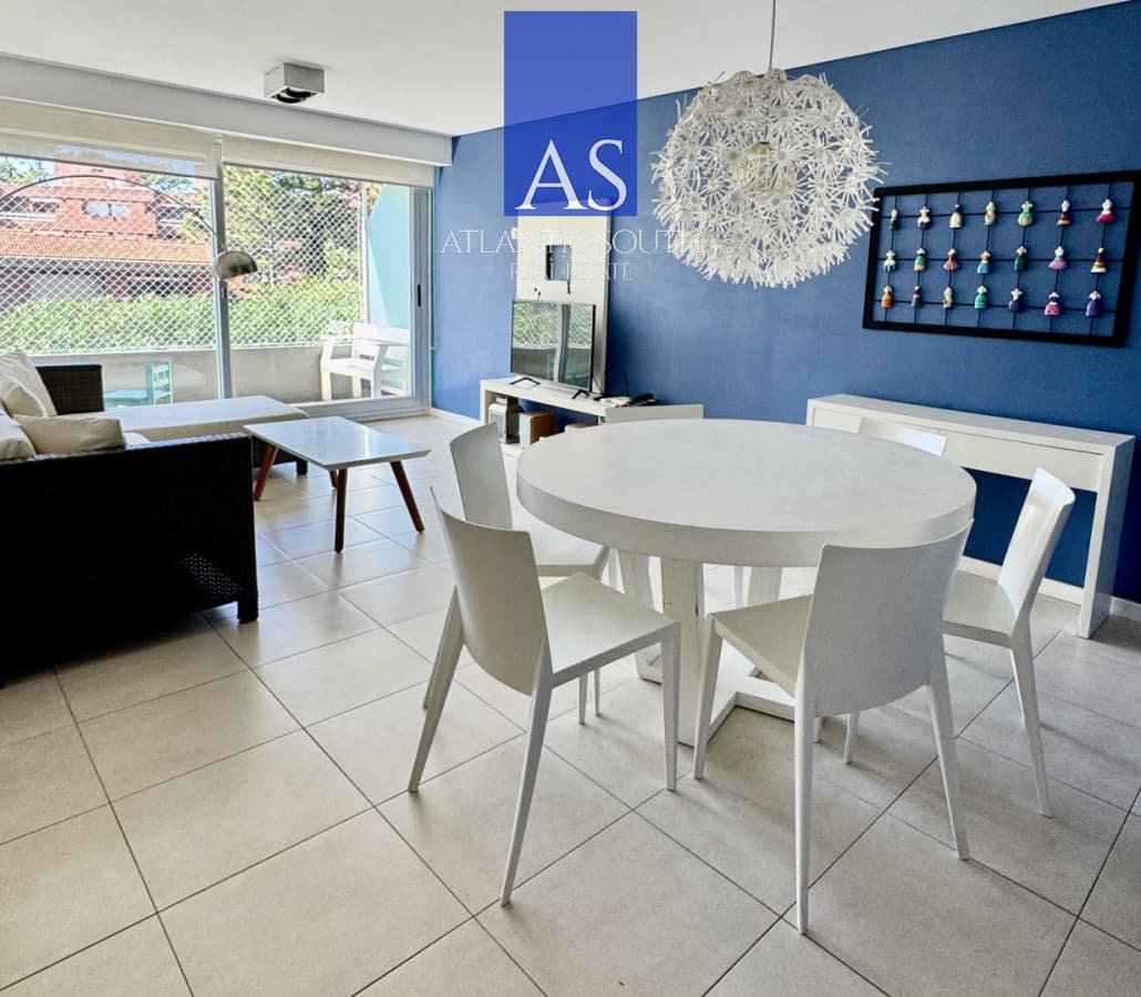 Apartamento de 3 dormitorios 2 baños en Playa Mansa