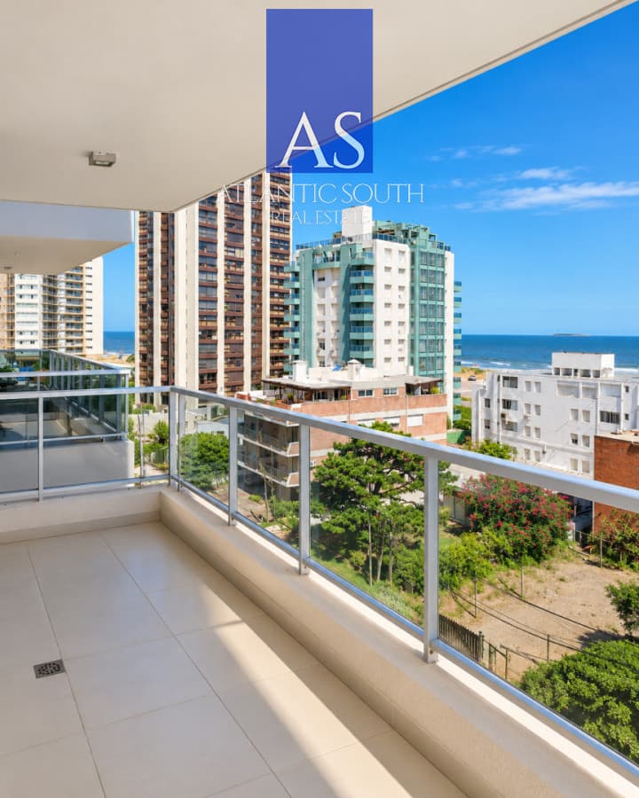 Apartamento de 2 dormitorios en Arenas del Mar - Playa Brava, Punta del Este