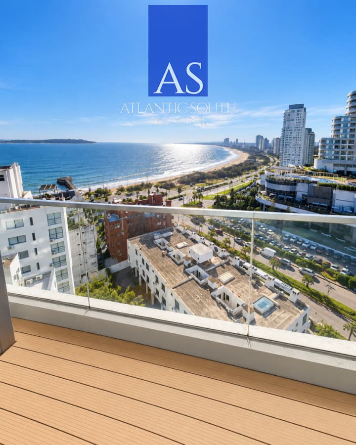 Apartamento de 3 suites frente al mar en Playa Mansa, Punta del Este
