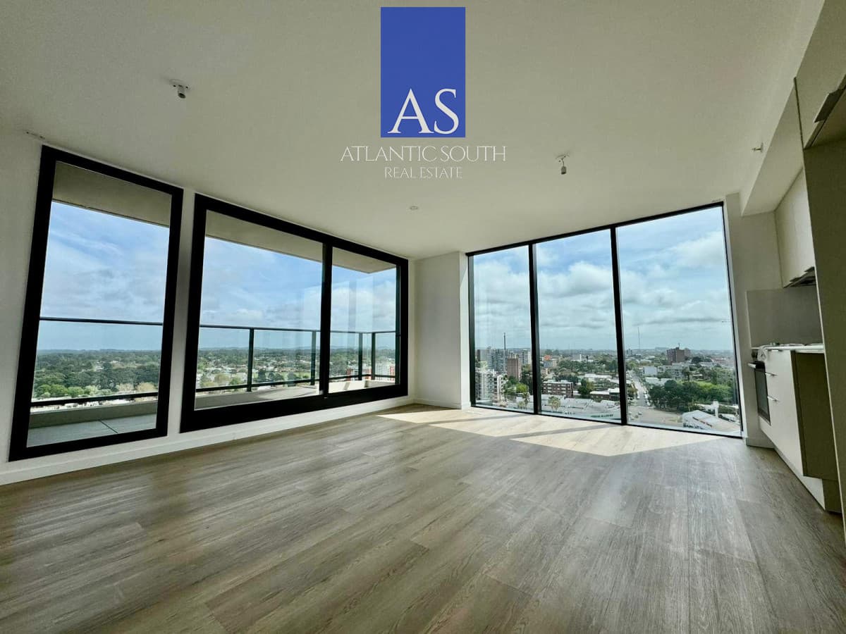Apartamento un dormitorio a estrenar vista Playa Mansa