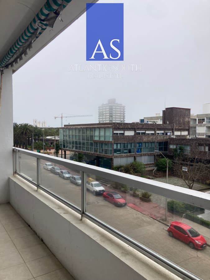 Apartamento 1 dormitorios en península con vista parcial al mar