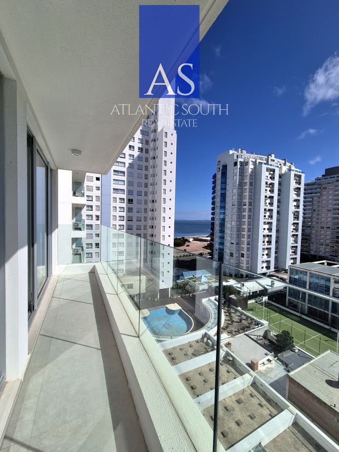 Apartamento a estrenar venta 1 dormitorio frente a metros del mar terraza garage Playa Mansa Punta del Este