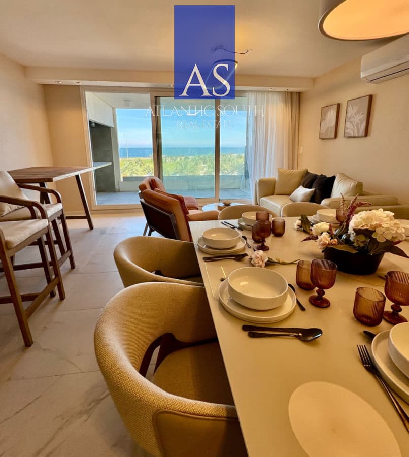 Exclusivo apartamento 2 suites con gran terraza y parrillero Playa Mansa Punta del Este