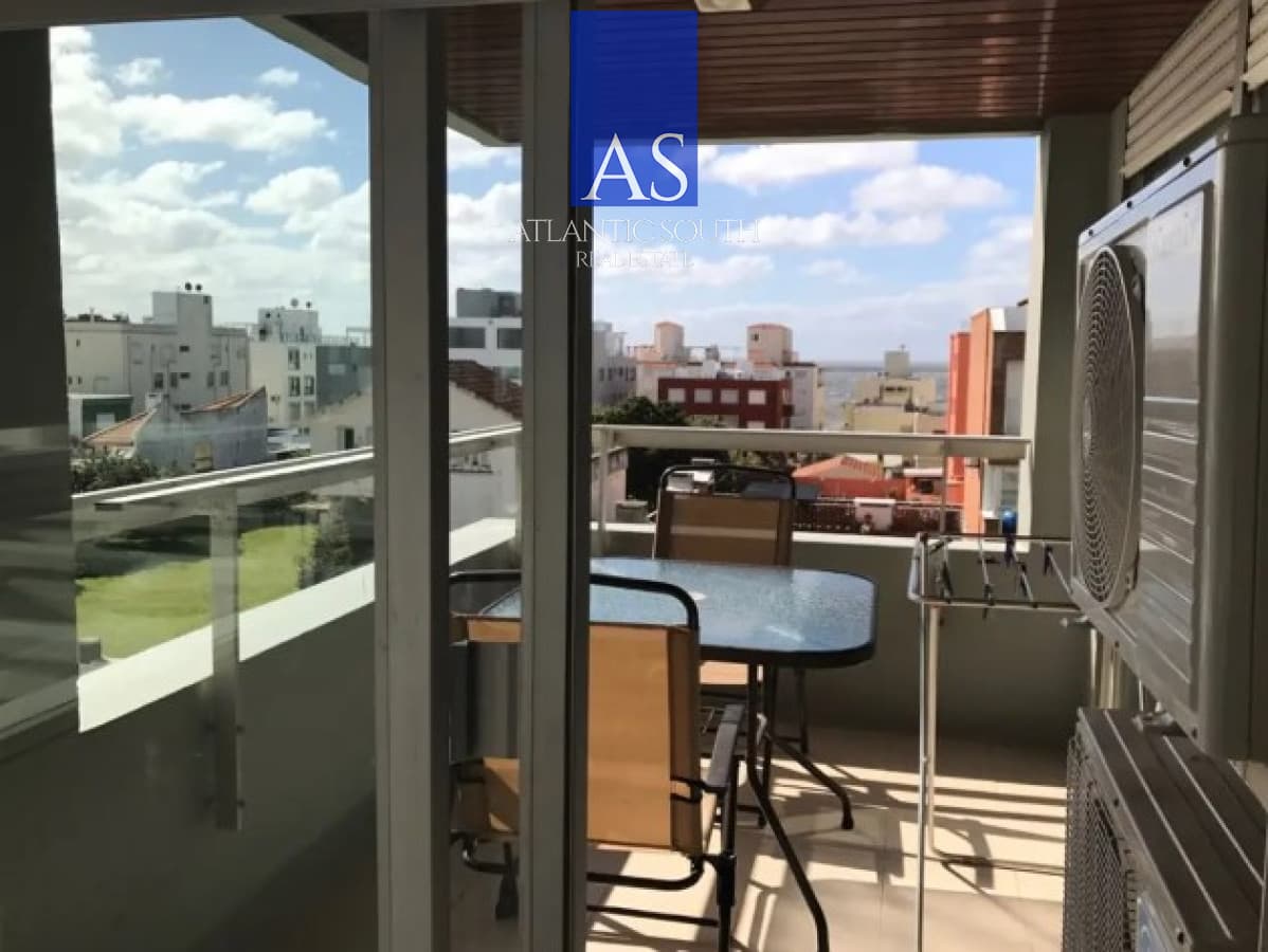 Apartamento 2 dormitorios con vista al puerto en Punta del Este