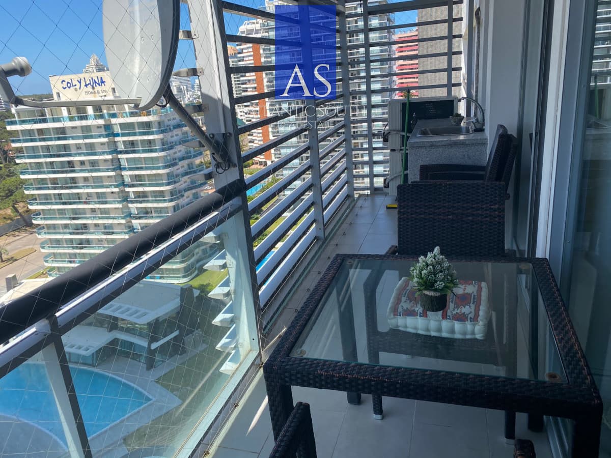 Apartamento moderno 2 dormitorios con parrillero espectacular vista y garage