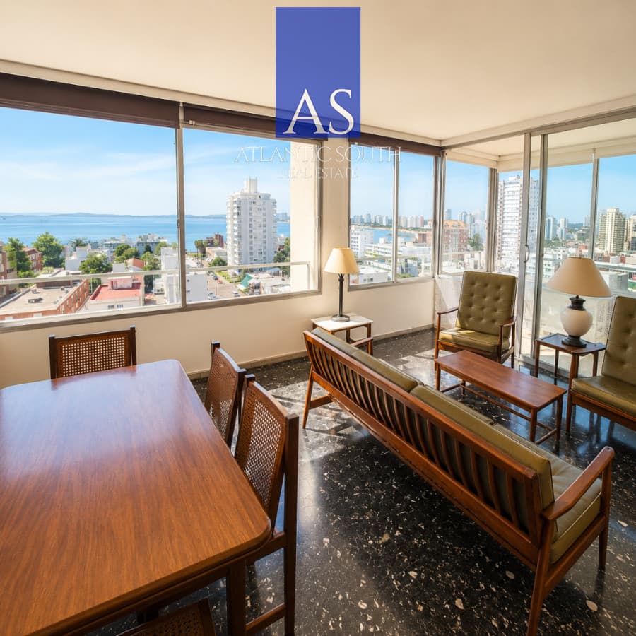Apartamento con espectacular Vista al Mar sobre Gorlero 2 Dormitorios garage en Península