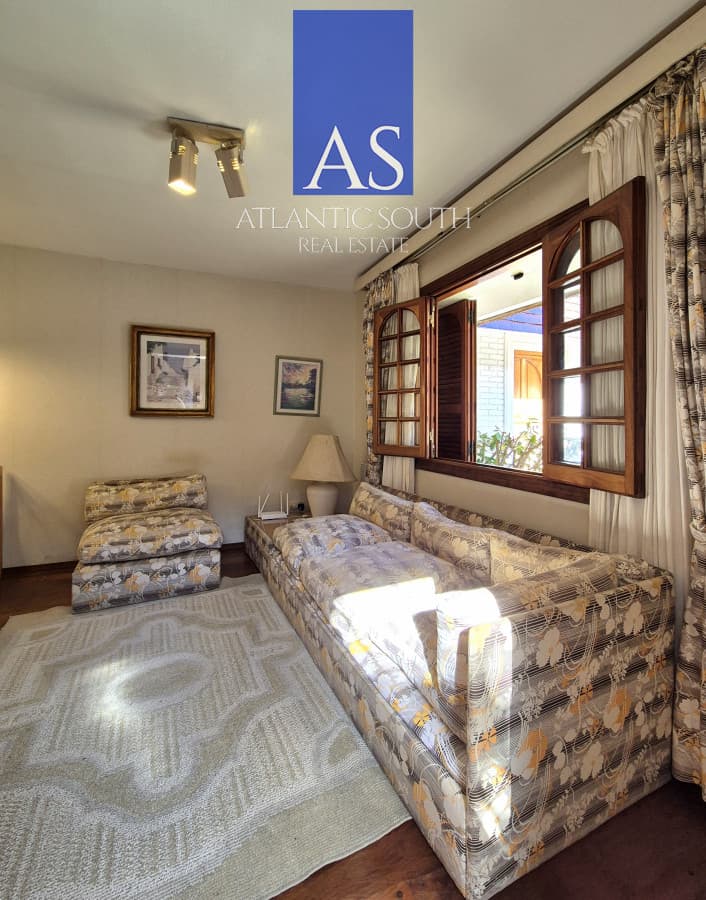 Oportunidad venta casa 2 dormitorios Playa Mansa cochera y parrillero