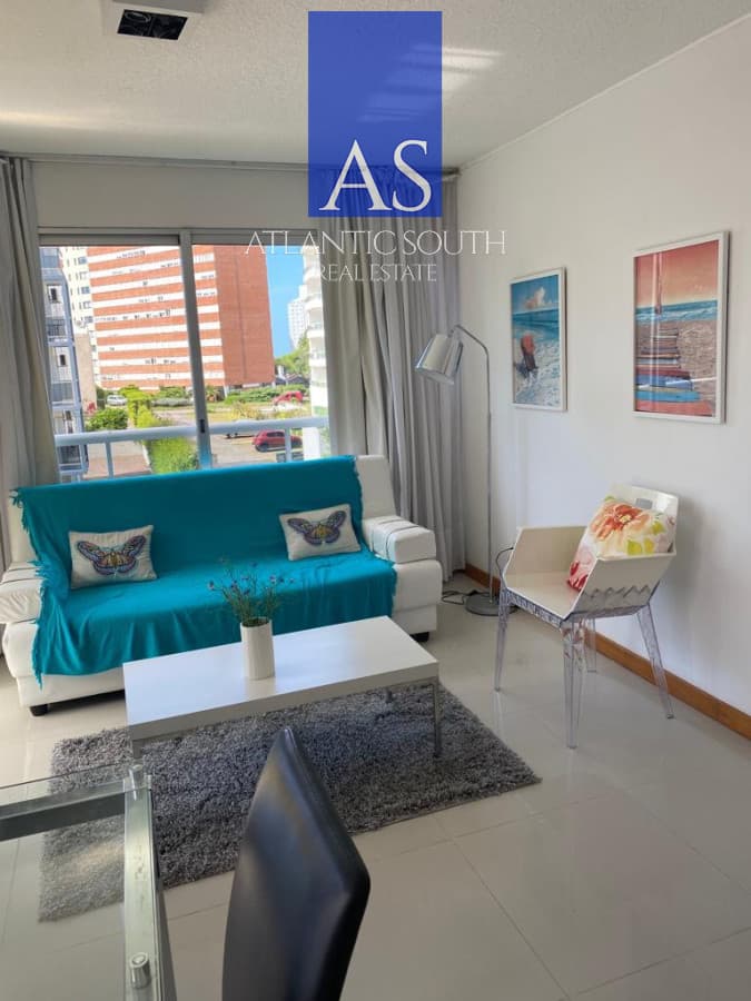 Apartamento de 2 dormitorios y 2 baños en Aidy Grill, Punta del Este