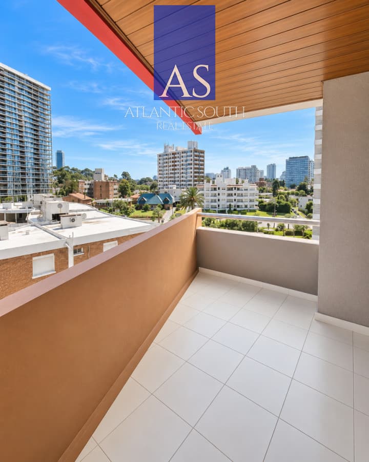 Apartamento en venta y alquiler temporal en Punta del Este