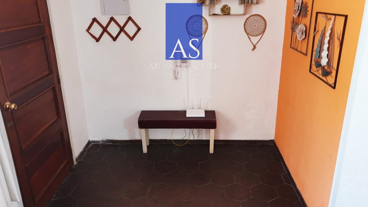 Apartamento amoblado de 1 dormitorio con terraza y piscina en Playa Mansa, Punta del Este