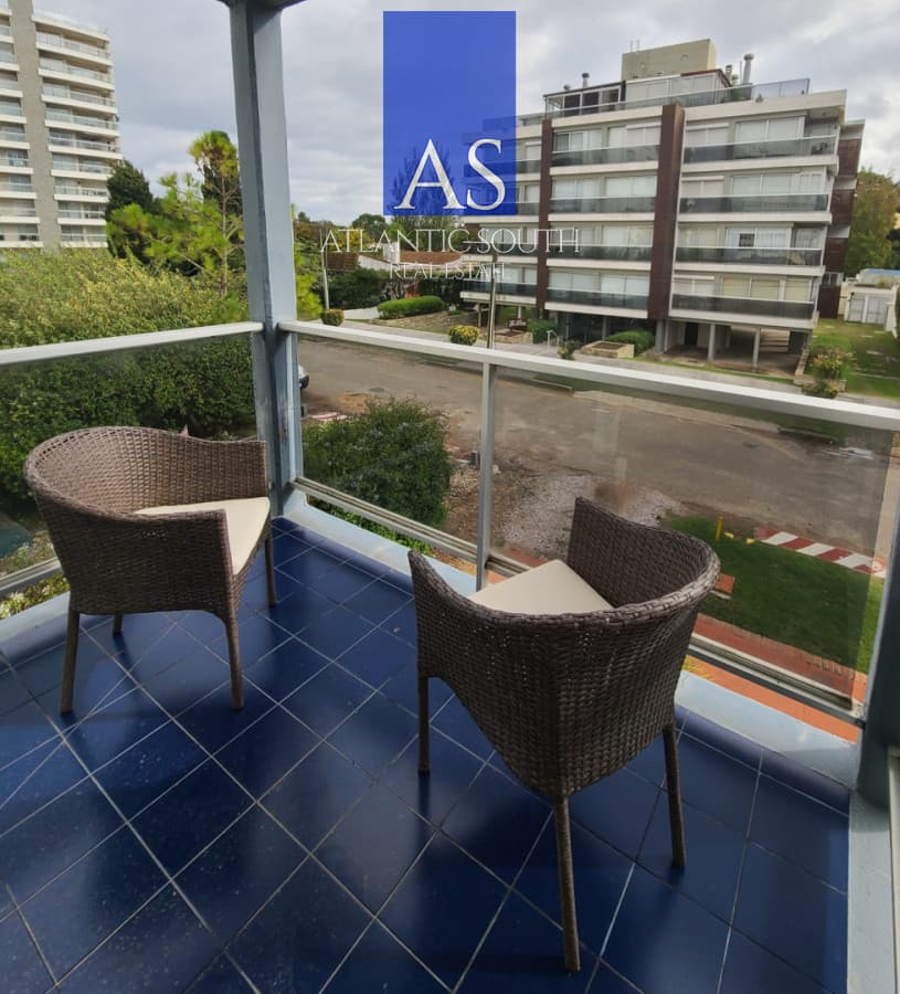 Apartamento de 2 dormitorios y terraza en Aidy Grill