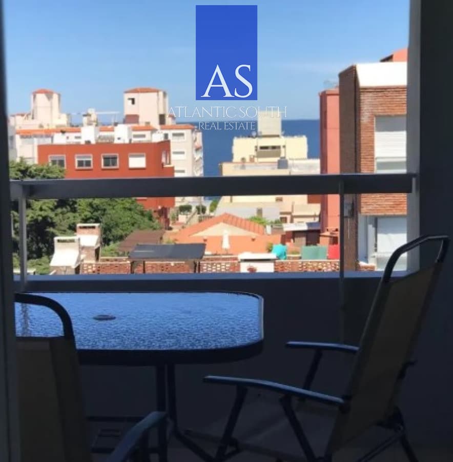 Apartamento 2 dormitorios con vista al puerto en Punta del Este