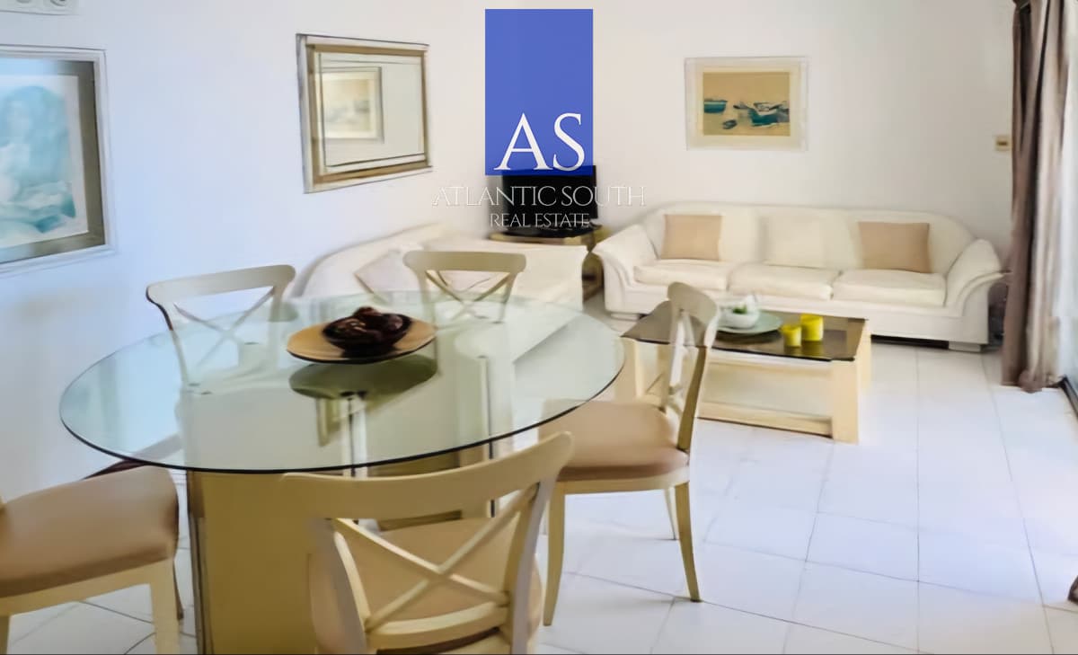 Apartamento de 2 dormitorios con vista al mar y garage en Península