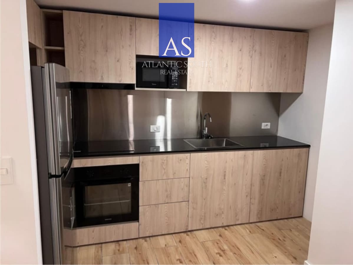 Apartamento de 2 dormitorios con amplia terraza