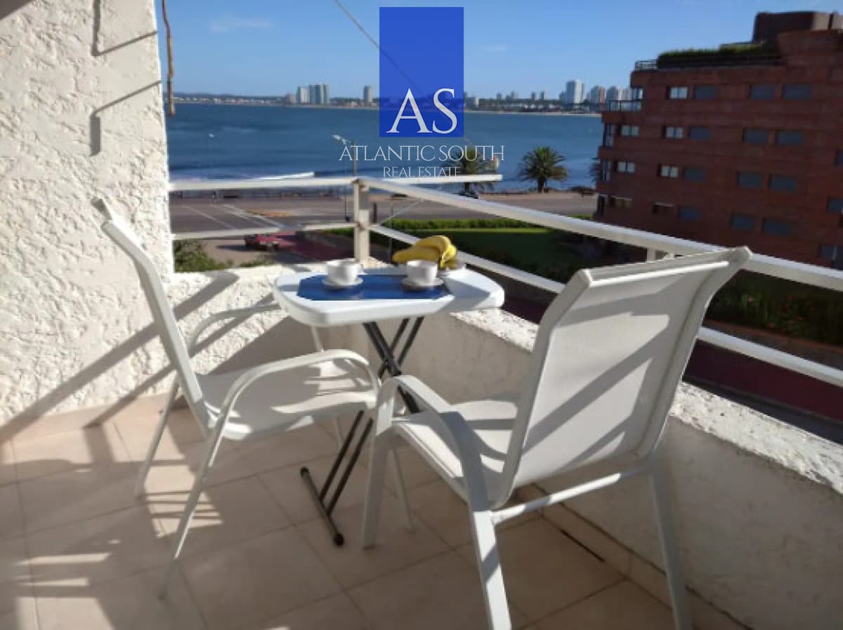 Apartamento reciclado 2 dormitorios con vista al mar y garage en Peninsula